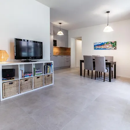 La Breva - - 1 Minuto Dal Centro * Комо