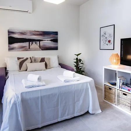 Апартаменты La Breva - - 1 Minuto Dal Centro Комо