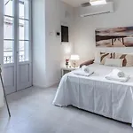 La Breva - - 1 Minuto Dal Centro