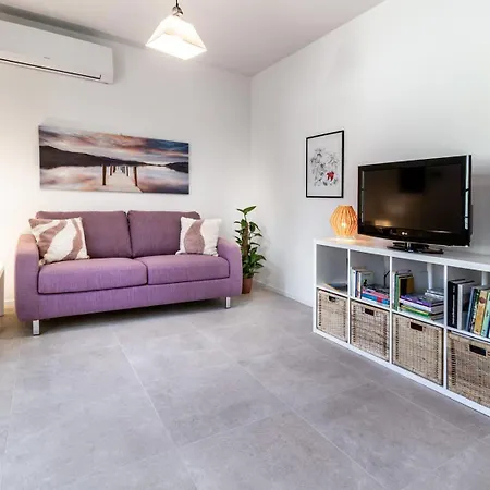 La Breva - - 1 Minuto Dal Centro דירה קומו